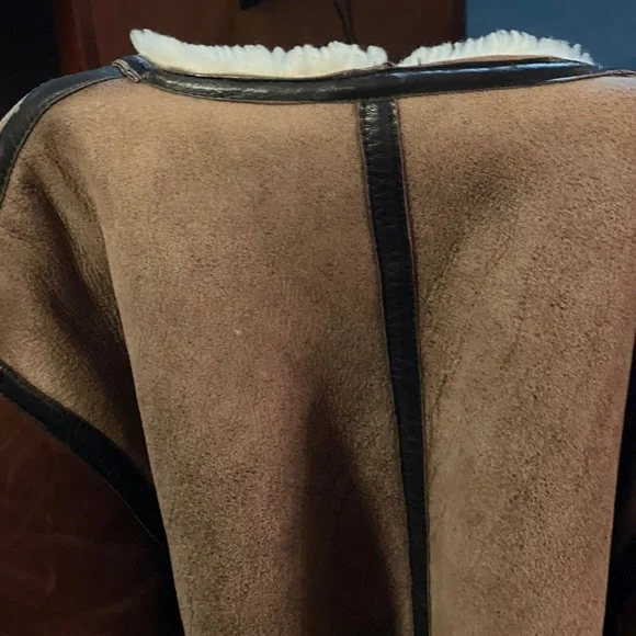 Men's Brown Shearling Bomber Jacket - Picture 14 of 15